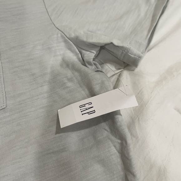🔥LAST ONE🔥🔘GAP GRAY T-SHIRT🔘 - Picture 3 of 6